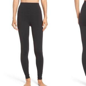 Alo Airbrush Leggings size small